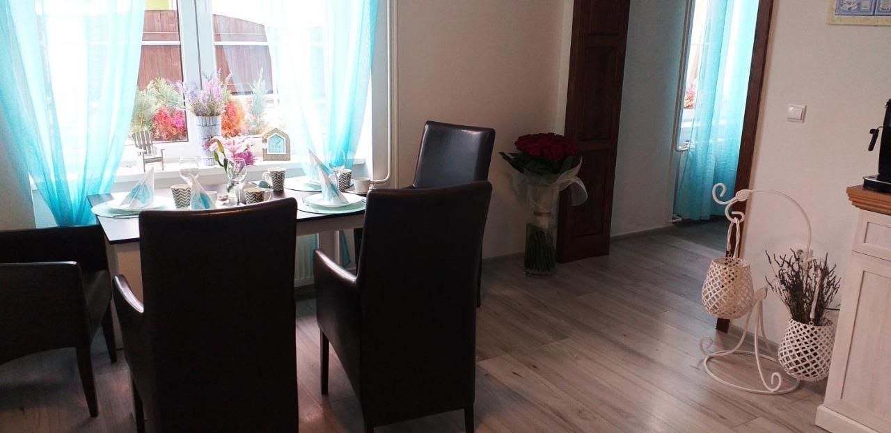 Monato Bed & Breakfast Попрад Екстериор снимка